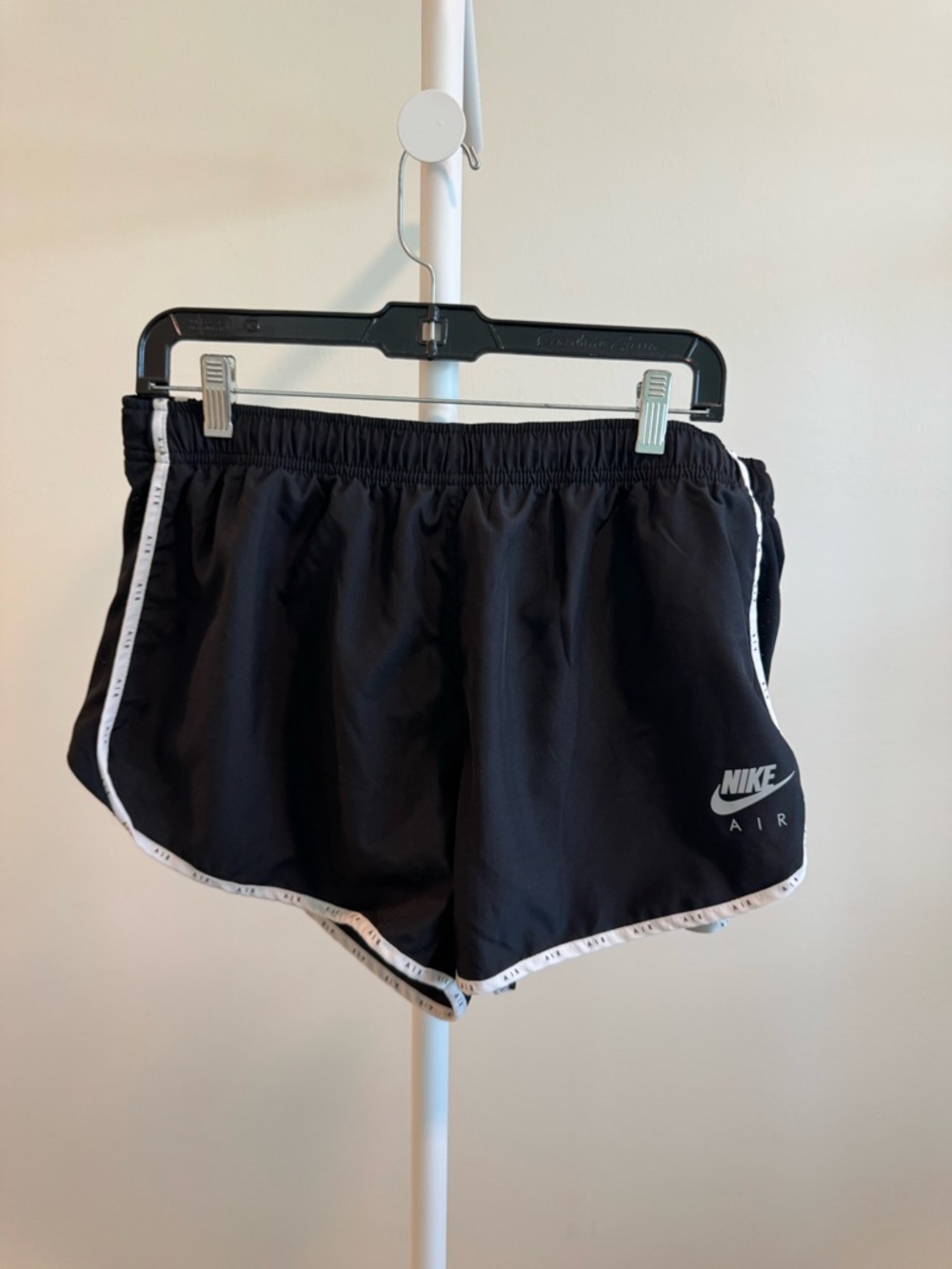 Women's Black Athletic Shorts Nike XL
